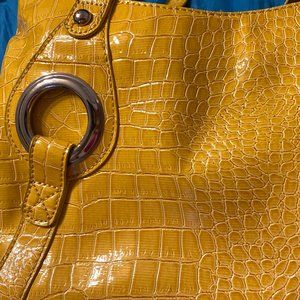 Attention Gator style purse